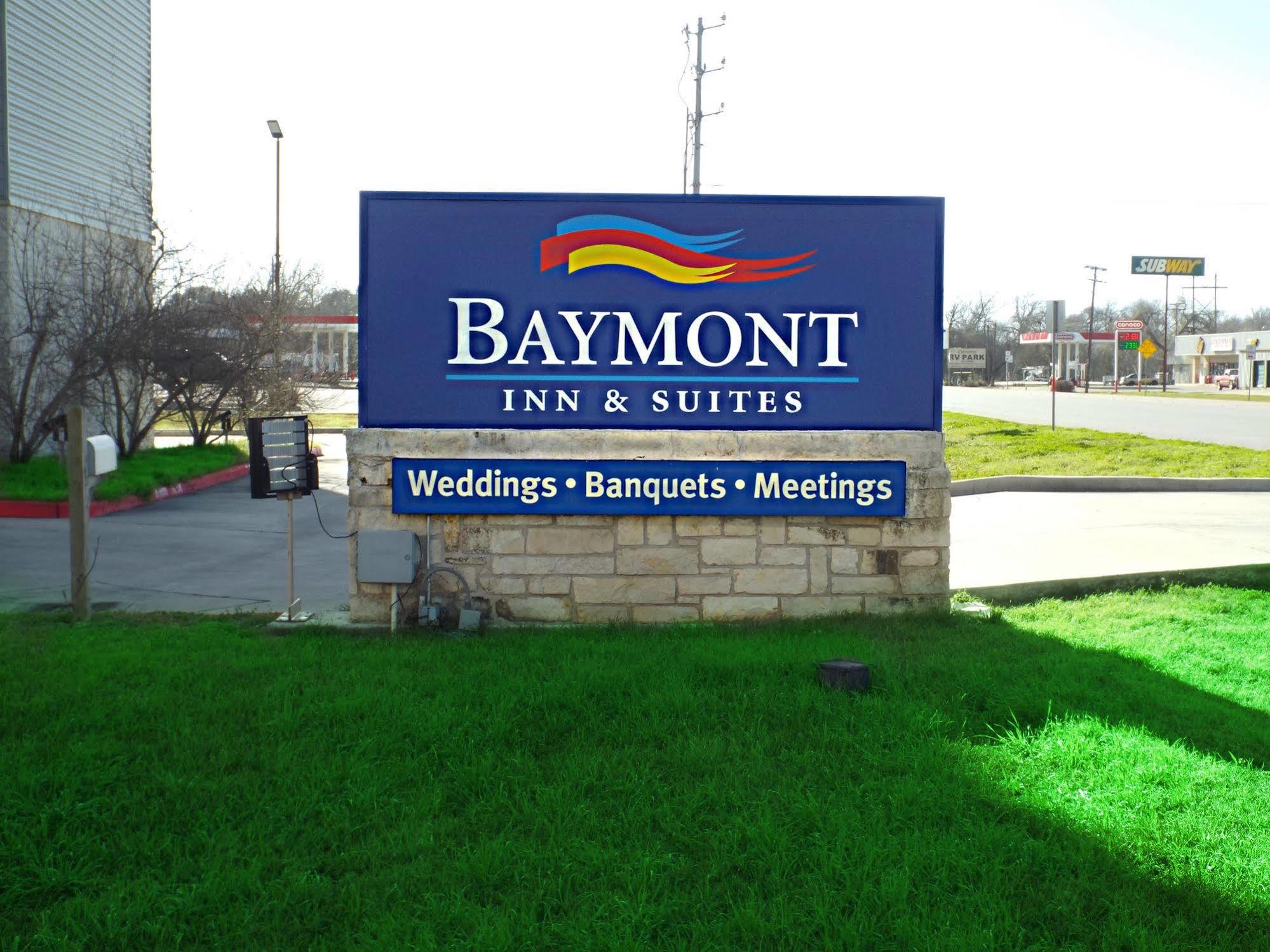 Baymont By Wyndham Columbus Exterior foto